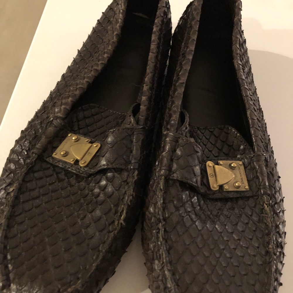Louis Vuitton loafers snake leather